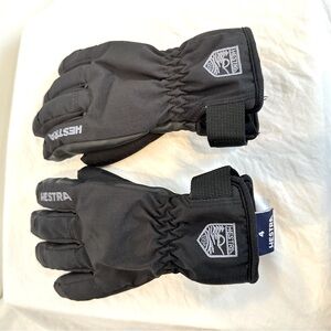 Hester ski gloves size 4 kids